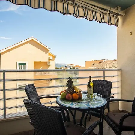 Apartman Lägenhet