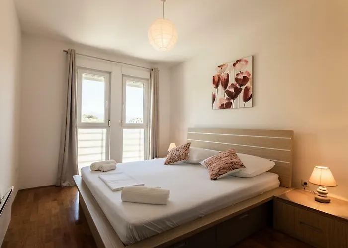Apartman *